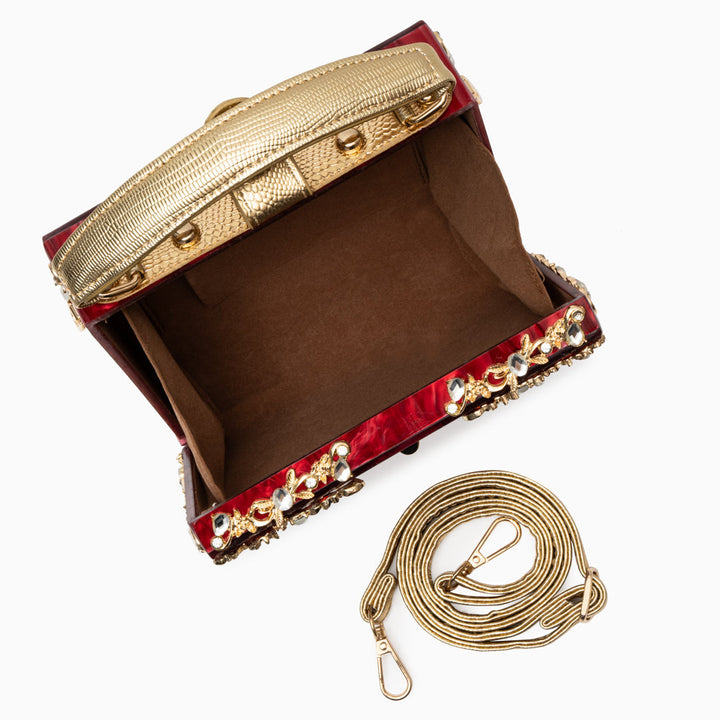 Caja Vittoria